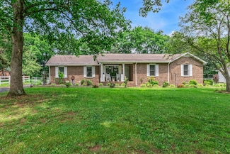 4329 Meadowland Dr, Murfreesboro, TN 37127