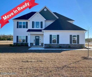 353 Black Hawk Dr, Jacksonville, NC 28546