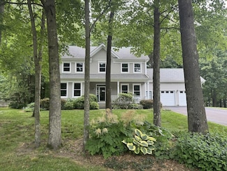 25 Sydney Dr, Essex Junction, VT 05452