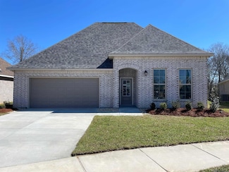 18714 Robert Snowden Dr, Zachary, LA 70791