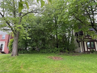 3874 Washington Blvd, University Heights, OH 44118