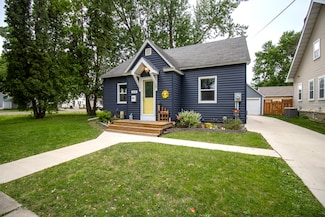 603 8th St NW, Austin, MN 55912