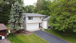 16419 Griffon Trail, Lakeville, MN 55044