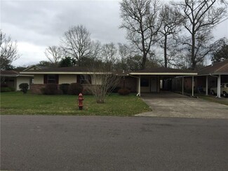 430 Pine St, Norco, LA 70079