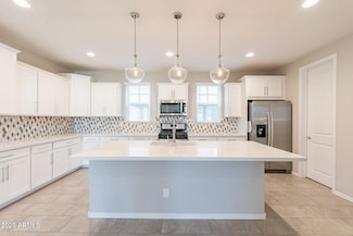 613 W Winchester Dr, Chandler, AZ 85225