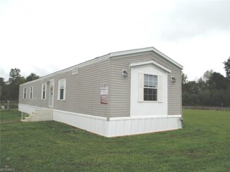 334 Railroad Ave, Logan, OH 43138