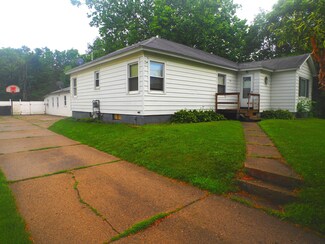 226 E Maple St, Wayland, MI 49348