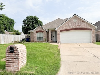 9128 E 74th St, Tulsa, OK 74133
