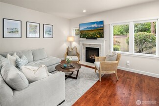 10005 NE 37th Ct Unit 106, Kirkland, WA 98033