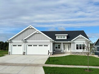 905 Travis Larson, Waunakee, WI 53597
