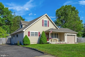 166 Queen St, West Deptford, NJ 08086