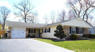 22 Carol Ln, Matawan, NJ 07747