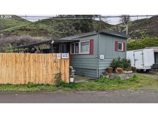 3564 E 2nd St Unit 45, the Dalles, OR 97058