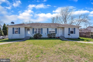 16 20 E Vine St, Gibbstown, NJ 08027