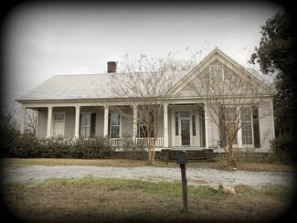 1014 E Railroad St, Wesson, MS 39191
