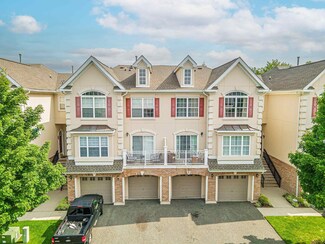 159 Blue Heron Dr Unit 2407, Secaucus, NJ 07094