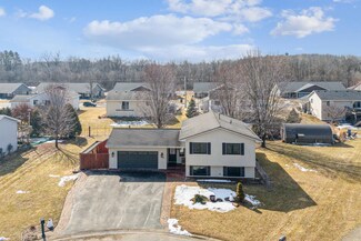 310 Hazelnut Dr, Woodville, WI 54028