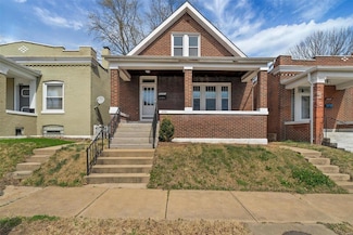 4441 Wallace St, Saint Louis, MO 63116