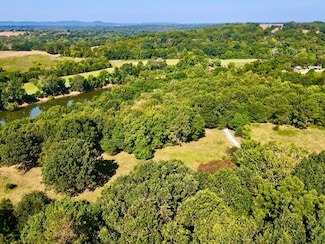 000 County Road 417, Berryville, AR 72616