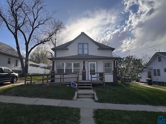 515 S Cecelia St, Sioux City, IA 51106