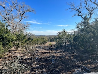 215 Palomino Springs, Bandera, TX 78003