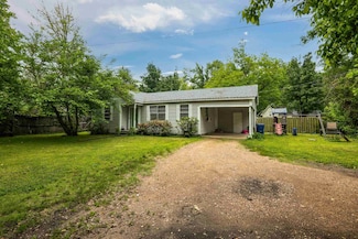 153 3rd St, Rossville, TN 38066