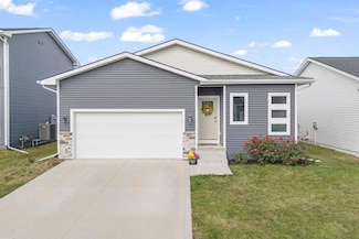 604 1st St NW, Bondurant, IA 50035