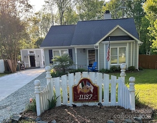 11137 Atrium Way, Matthews, NC 28105
