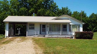 205 N Douglas St, Toronto, KS 66777
