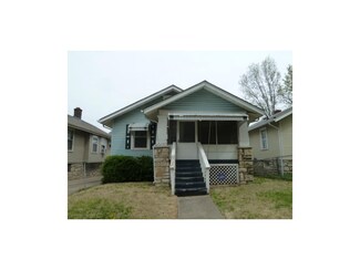 5427 Wabash Ave, Kansas City, MO 64130