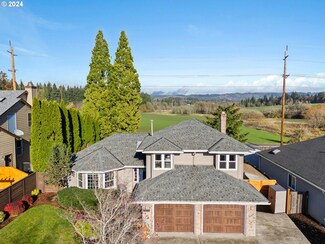 5816 NW Simnasho Dr, Portland, OR 97229