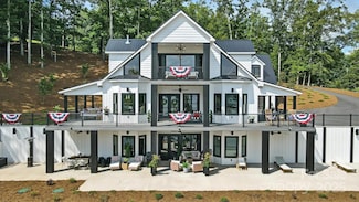 587 Carolina Dr, Troy, NC 27371