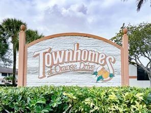 7125 SW 42nd Place, Davie, FL 33314