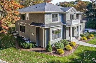 188 Collins Rd, Waban, MA 02468