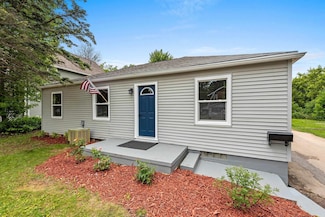 711 S Mason St, Appleton, WI 54914
