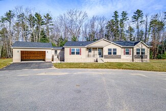 34 Conifer Dr, Lyman, ME 04002