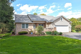 129 Nicklaus Dr NE Unit 129, Warren, OH 44484