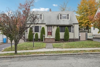 19 Orange Ave, Elmwood Park, NJ 07407