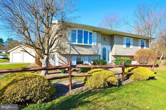 48 Ironwood St, Houtzdale, PA 16651
