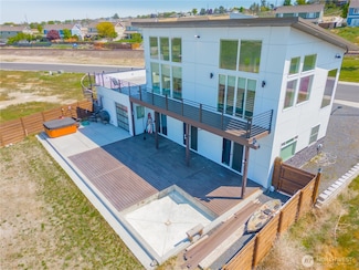 1828 Boardwalk Ave, Moses Lake, WA 98837