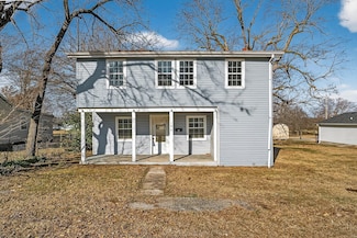 109 W Cline St, Aurora, MO 65605