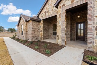 105 Bosal Ln, Weatherford, TX 76088