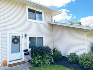 750 Eastbrooke Ln, Rochester, NY 14618