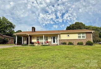 403 Kings Dr, Cherryville, NC 28021