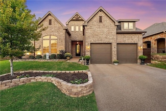 17022 Salado Dr, Woodway, TX 76712