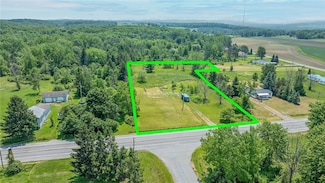 7230 Telephone Rd, Le Roy, NY 14482
