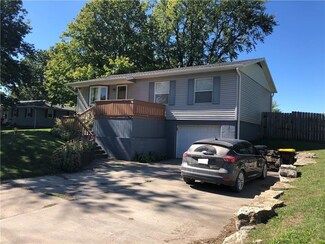 408 S Beech St, Savannah, MO 64485