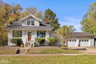 1320 Georgia Ave, Marysville, MI 48040