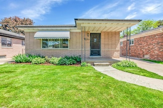32830 Saratoga Ave, Warren, MI 48093