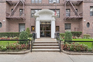 73-20 Austin St Unit 2E, Forest Hills, NY 11375